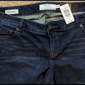 Torrid boyfriend dark wash jeans